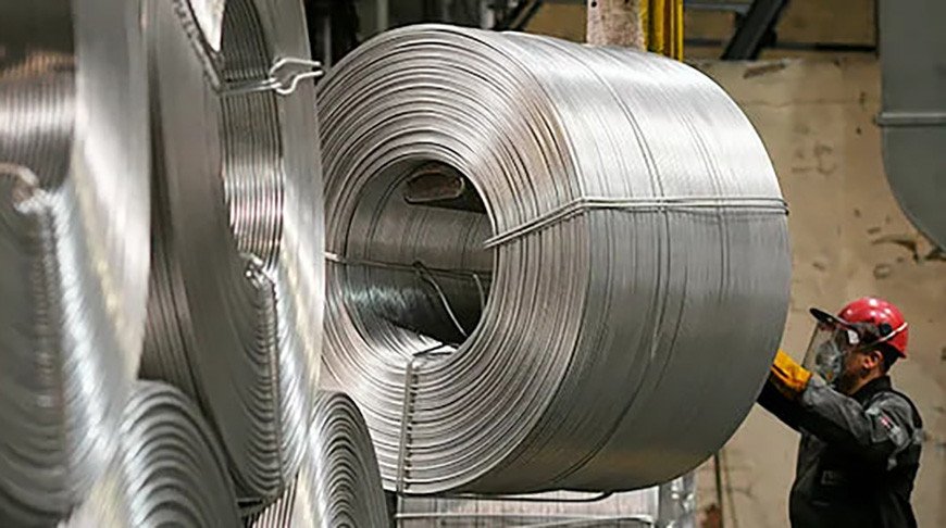 Ҷопон пас аз 4 моҳ бо сабаби вазъи Халиҷи Форс ба норасоии ашеи хоми пластикӣ дучор хоҳад шуд