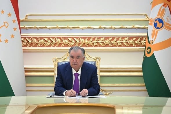 Тағйироти кадрӣ: Муовини раиси додгоҳи Хуҷанд ва додситону сардори шуъбаи ВКД дар Мастҷоҳ нав шуданд