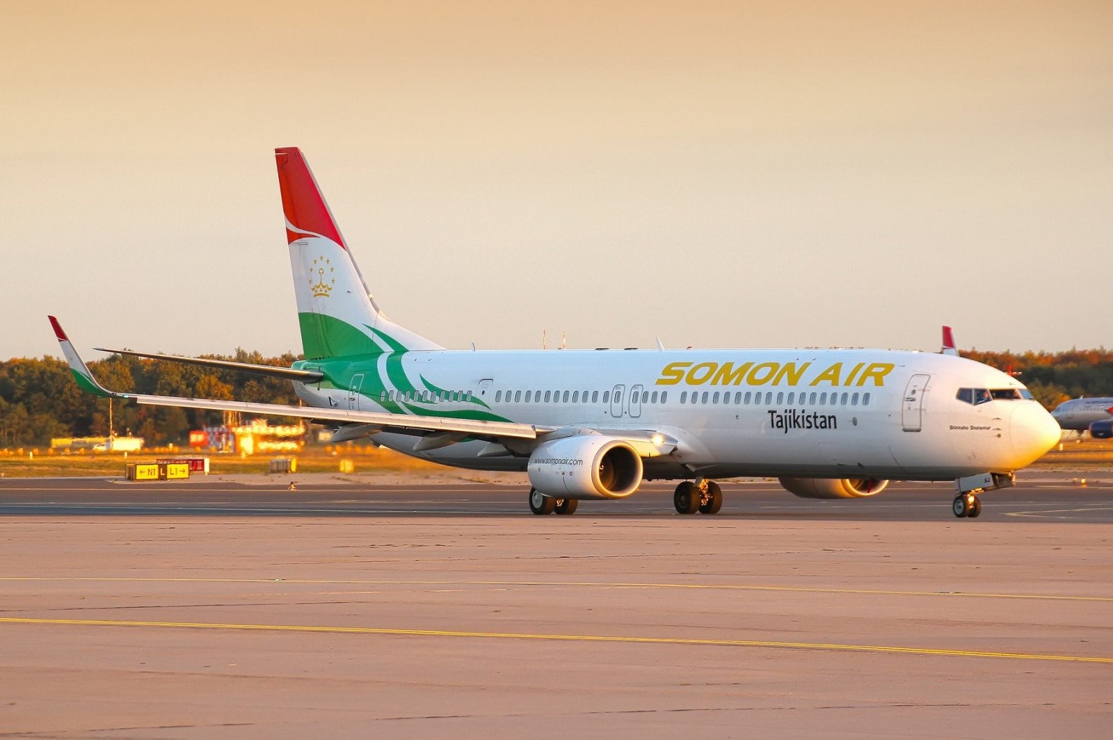 Нархи чиптаҳои ҳавопаймо ба самти Душанбе - Хуҷанд баланд шудааст?