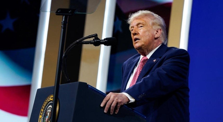 Трамп талаб кард, Ки Ба попи рум хабар дода шавад, Ки Эрон 42 ҳазор эътирозгарро куштааст